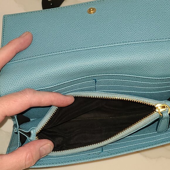 Dolce & Gabbana blue Dauphine leather continental flap wallet EUC - Picture 9 of 13